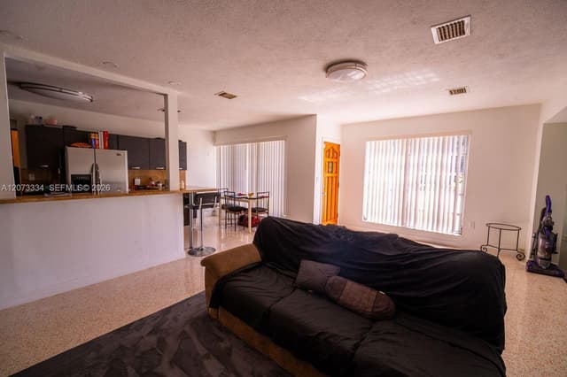 11600 NE 6th Ave, Biscayne Park FL 33161 - Biscayne Park, FL - Photo 6