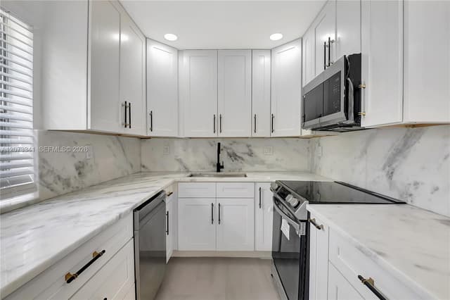 708 Normandy O # 708, Delray Beach FL 33484 - Delray Beach, FL - Photo 6