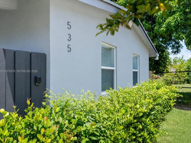 535 NW 13th Ave, Fort Lauderdale FL 33311 - Fort Lauderdale, FL - Photo 4