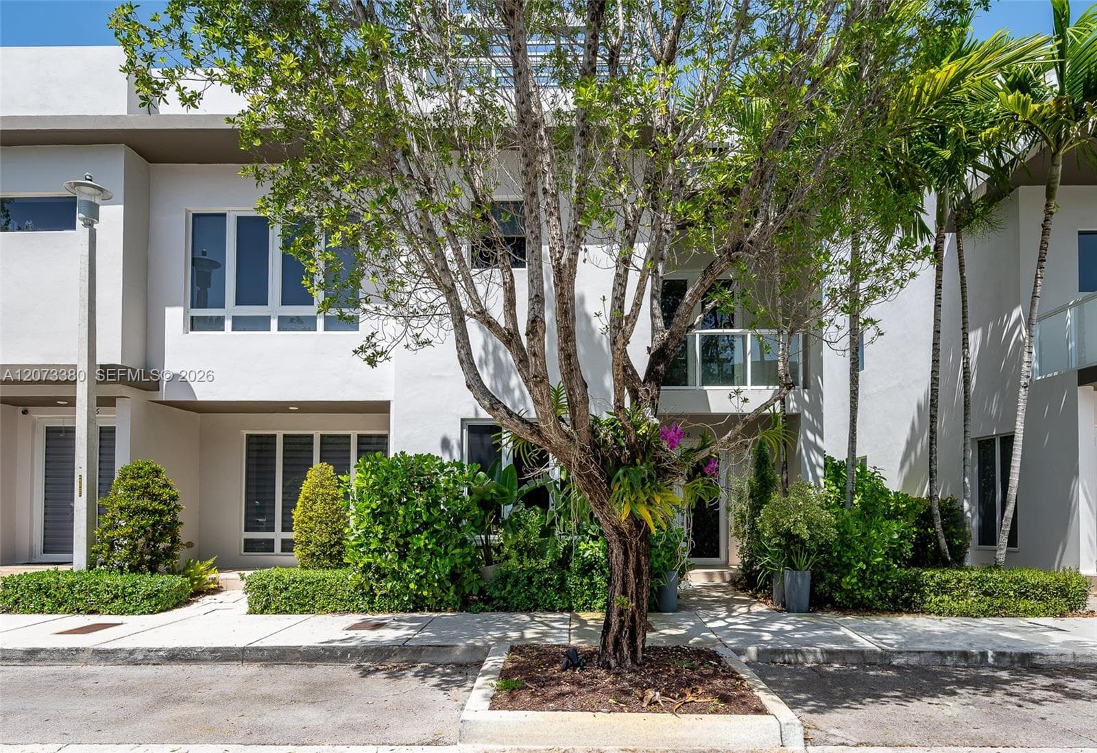 6428 NW 104th Ct, Doral FL 33178 - Doral, FL - Photo 1