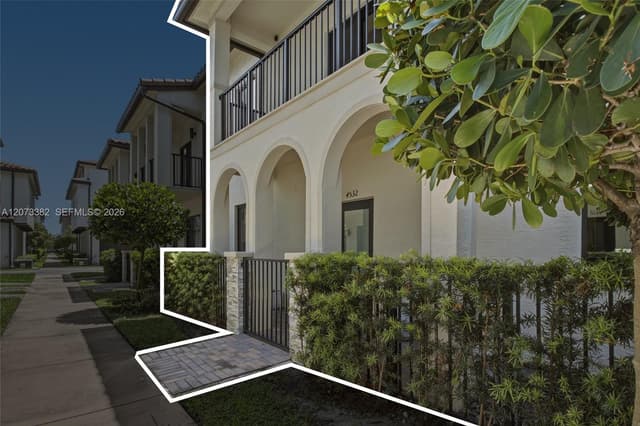 4532 NW 83 PSGE # 0, Doral FL 33166 - Doral, FL - Photo 3