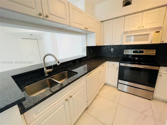 17150 N Bay Rd # 2902, Sunny Isles Beach FL 33160 - Sunny Isles Beach, FL - Photo 7