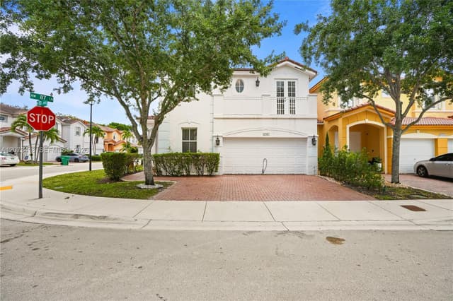 8741 NW 110th Ave, Doral FL 33178 - Doral, FL - Photo 2