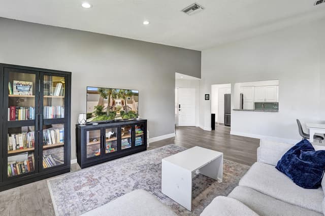 10631 NW 14th Street # 212, Plantation FL 33322 - Plantation, FL - Photo 2