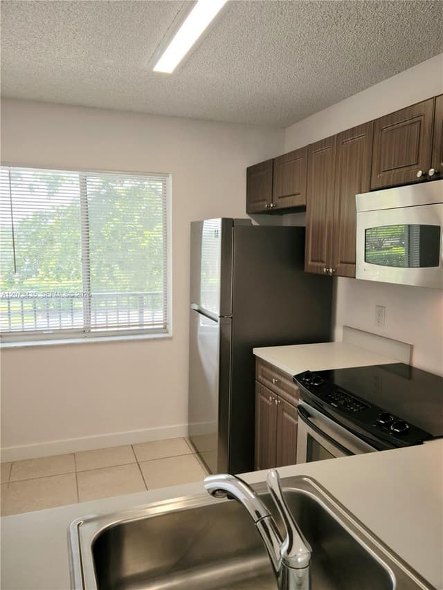 8620 N Sherman Cir # 306, Miramar FL 33025 - Miramar, FL - Photo 6