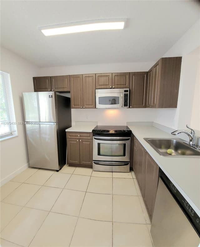 8620 N Sherman Cir # 306, Miramar FL 33025 - Miramar, FL - Photo 7