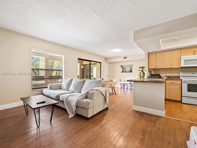 9255 SW 125th Ave # R, Miami FL 33186 - Miami, FL - Photo 4