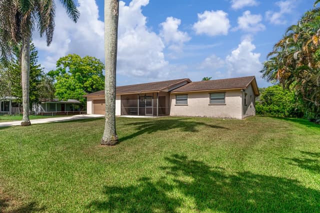 4340 SW 74th Avenue, Davie FL 33314 - Davie, FL - Photo 4