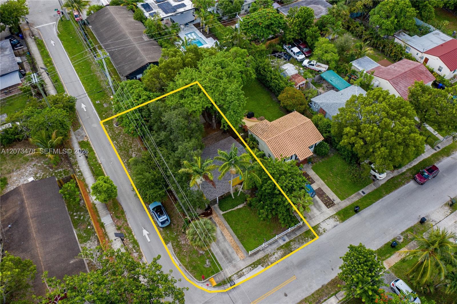 1444 NW 2nd Ave, Fort Lauderdale FL 33311 - Fort Lauderdale, FL - Photo 1