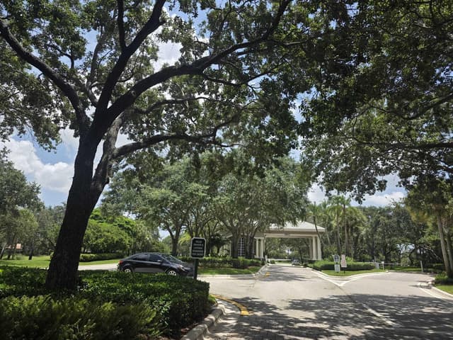 6272 NW 108TH Way, Parkland FL 33076 - Parkland, FL - Photo 3