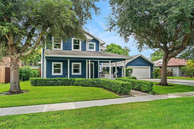1645 The 12th Fairway, Wellington FL 33414 - Wellington, FL - Photo 2