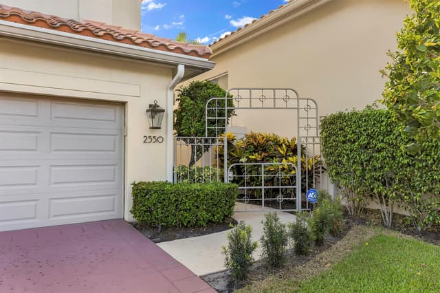 2550 NW 52ND Street, Boca Raton FL 33496 - Boca Raton, FL - Photo 2