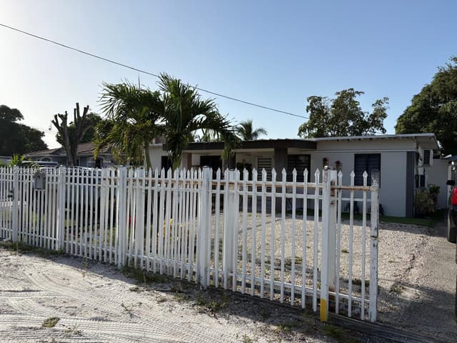 3001 NW 106th St, Miami FL 33147 - Miami, FL - Photo 2