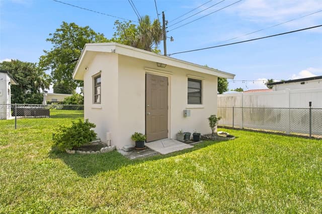 3240 SW 84th Ave, Miami FL 33155 - Miami, FL - Photo 4