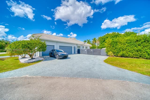 901 NW 122nd Ave, Plantation FL 33325 - Plantation, FL - Photo 7