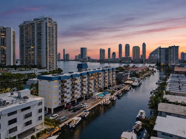3770 NE 171st St # 504, North Miami Beach FL 33160 - North Miami Beach, FL - Photo 2