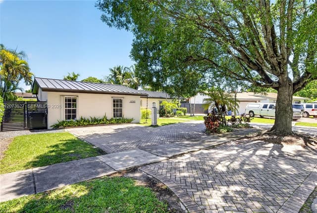 10315 SW 129th Ct, Miami FL 33186 - Miami, FL - Photo 4