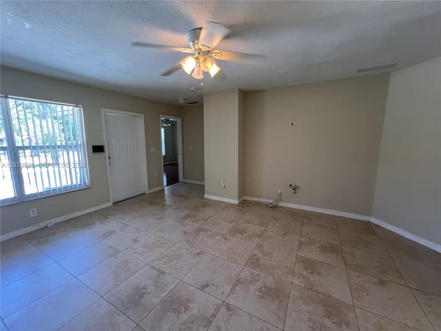 3520 NW 213th Ter, Miami Gardens FL 33056 - Miami Gardens, FL - Photo 2