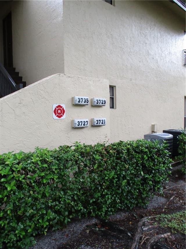 3721 Cocoplum Circle, Coconut Creek FL 33063 - Coconut Creek, FL - Photo 2