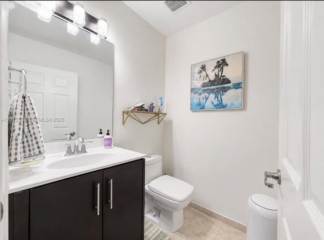 5930 NW 104th Path, Doral FL 33178 - Doral, FL - Photo 7