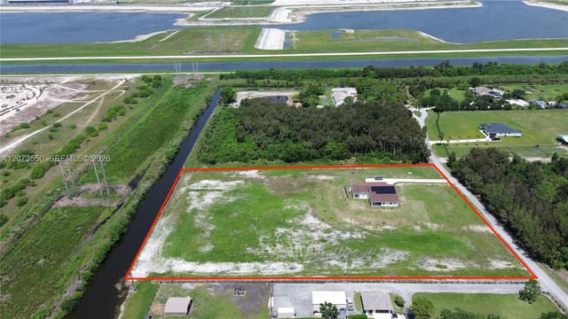 19860 Skyhawk Ln, Loxahatchee FL 33470 - Loxahatchee, FL - Photo 5