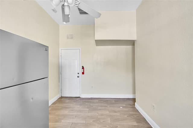 526 NW 15TH Way, Fort Lauderdale FL 33311 - Fort Lauderdale, FL - Photo 5