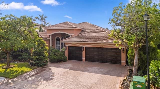 4916 FOREST DALE Drive, Lake Worth FL 33449 - Lake Worth, FL - Photo 4