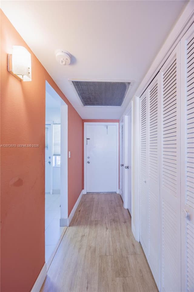 2300 Park Ln # 203, Hollywood FL 33021 - Hollywood, FL - Photo 4