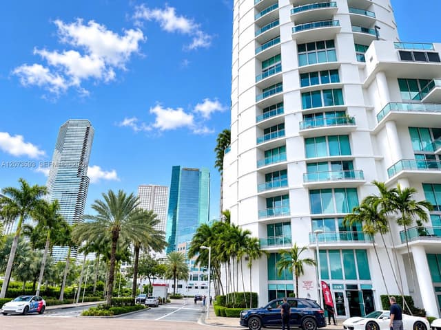 350 S Miami Ave # 2215, Miami FL 33130 - Miami, FL - Photo 3