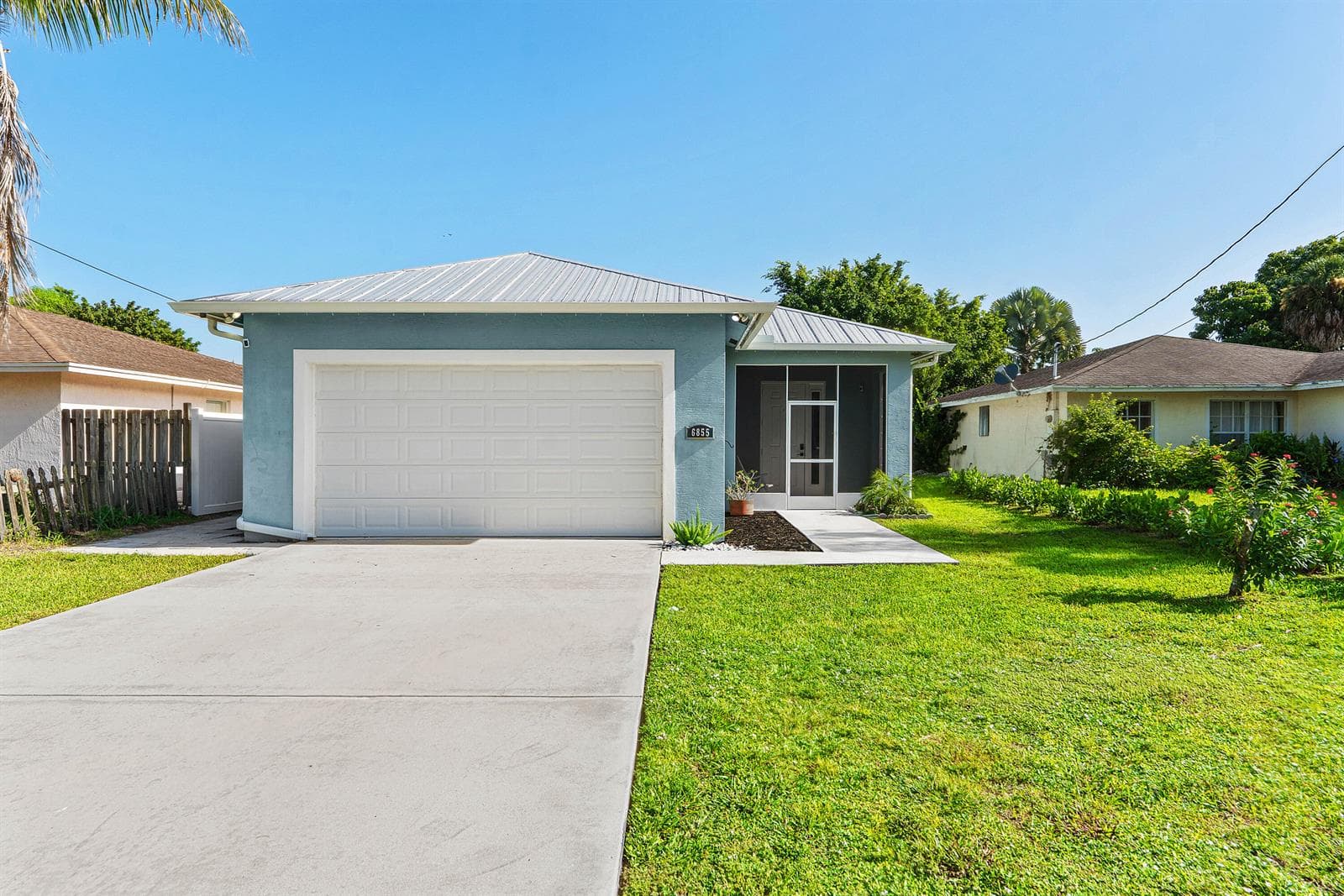 6855 4TH Street, FL 33458 - Photo 1