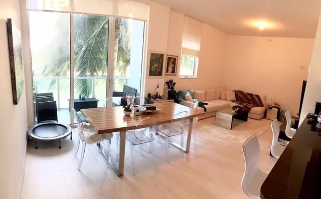 31 SE 5TH Street # 202, Miami FL 33131 - Miami, FL - Photo 2