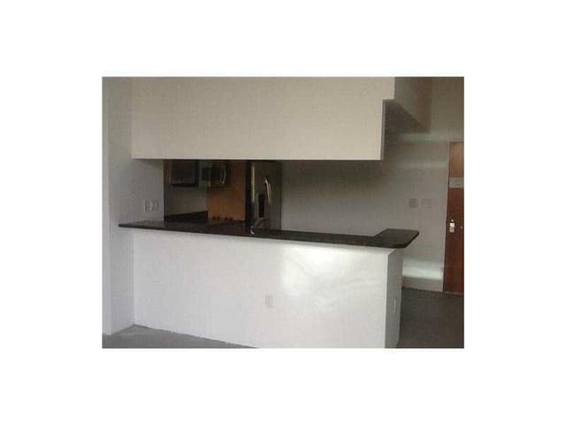 31 SE 5TH Street # 202, Miami FL 33131 - Miami, FL - Photo 6