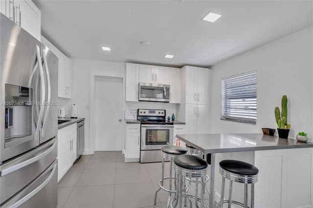 1610 S 24th Ct, Hollywood FL 33020 - Hollywood, FL - Photo 6
