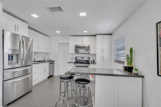1610 S 24th Ct, Hollywood FL 33020 - Hollywood, FL - Photo 7