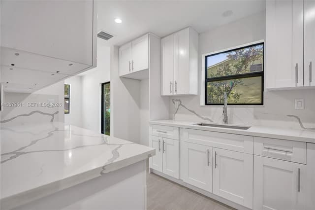 3051-3053 NW 59th St, Miami FL 33142 - Miami, FL - Photo 6