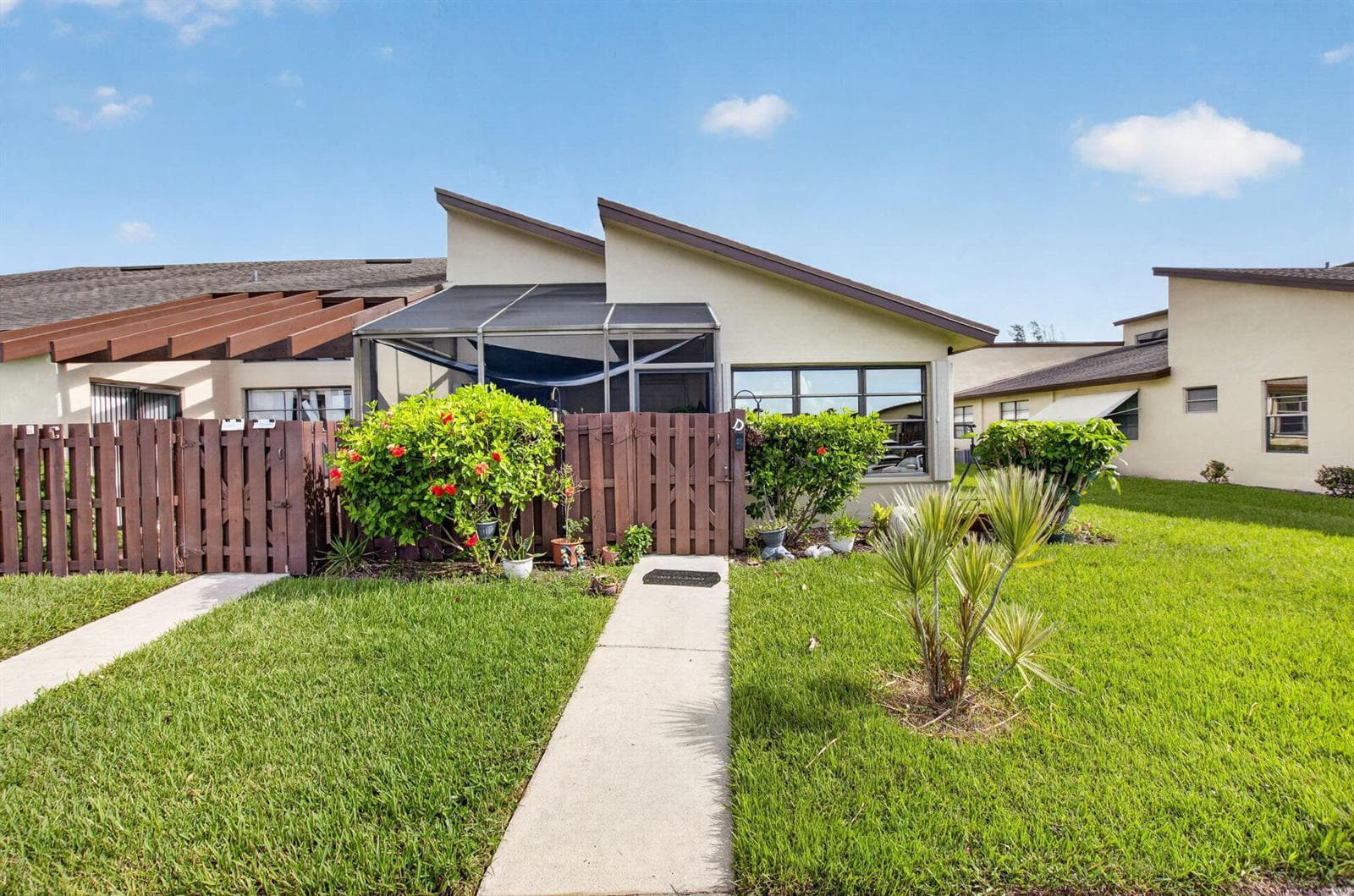 13953 NESTING Way # D, Delray Beach FL 33484 - Delray Beach, FL - Photo 1