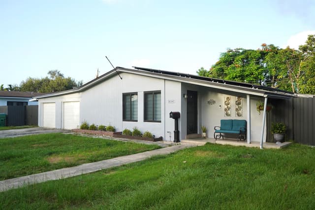 16101 SW 98th Avenue, Miami FL 33157 - Miami, FL - Photo 2