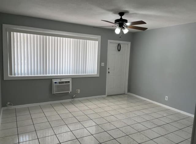 1241 SE 3RD Street # 4, Deerfield Beach FL 33441 - Deerfield Beach, FL - Photo 2