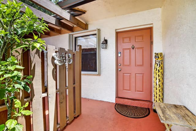 2950 NW 109TH Terrace, Sunrise FL 33322 - Sunrise, FL - Photo 2