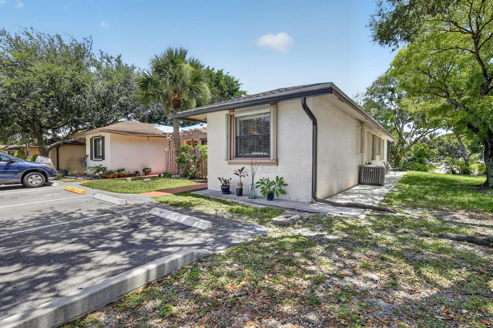 2950 NW 109TH Terrace, Sunrise FL 33322 - Sunrise, FL - Photo 1
