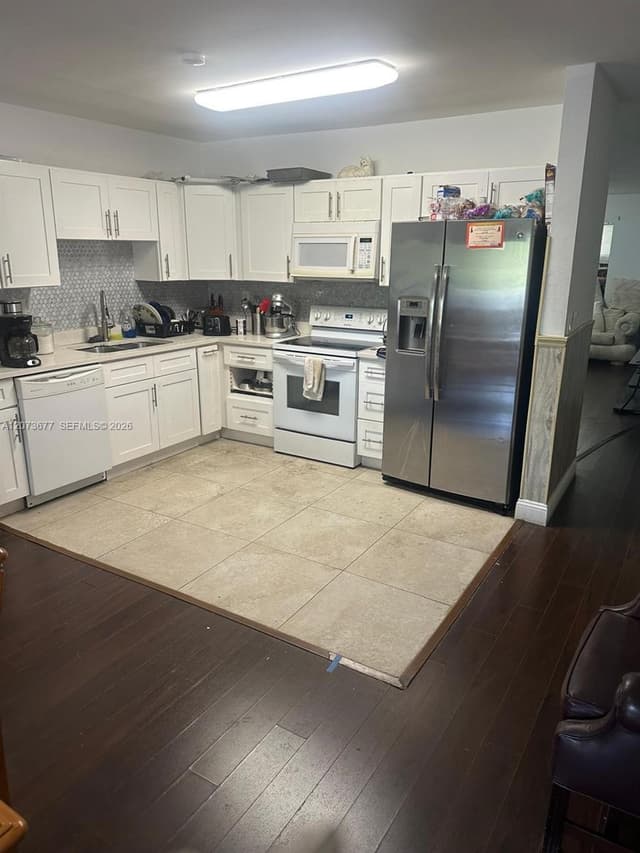 4080 Coral Springs Dr, Coral Springs FL 33065 - Coral Springs, FL - Photo 5