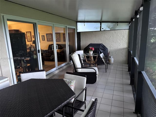 14359 Kendale Lakes Cir, Miami FL 33183 - Miami, FL - Photo 5