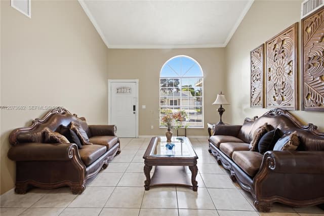 8635 SW 15th St, Pembroke Pines FL 33025 - Pembroke Pines, FL - Photo 5