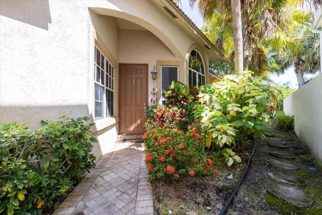 4841 N CLASSICAL Boulevard, Delray Beach FL 33445 - Delray Beach, FL - Photo 4