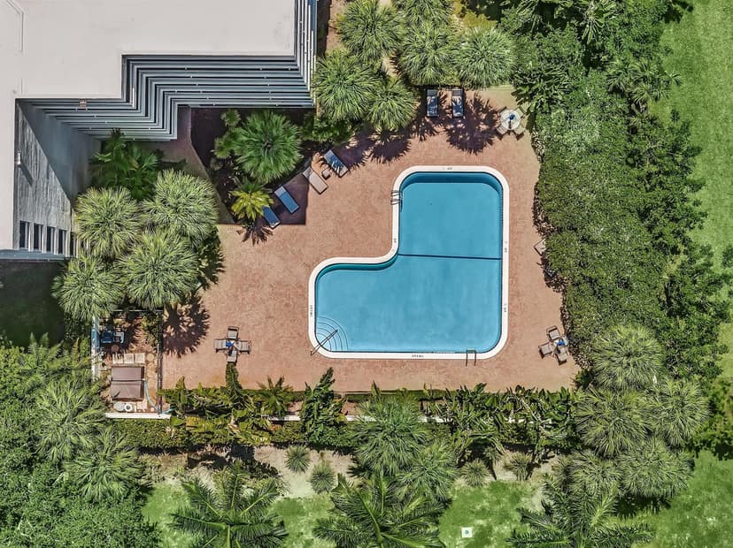 23200 Camino Del Mar Apt 106, Boca Raton FL 33433