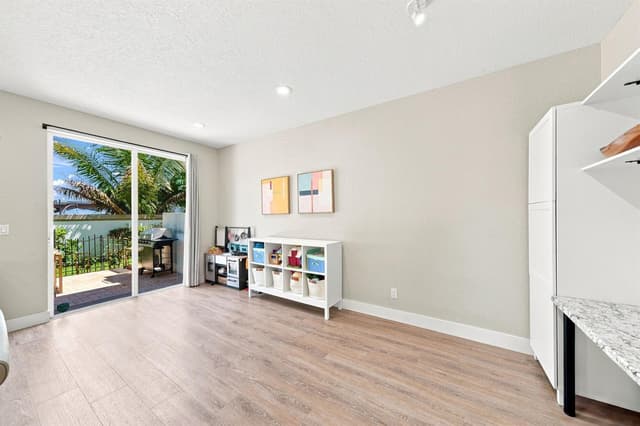 9747 Darlington Place, Cooper City FL 33328 - Cooper City, FL - Photo 6