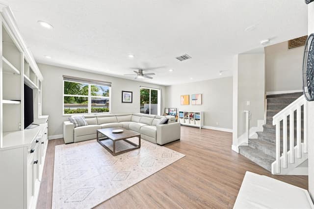 9747 Darlington Place, Cooper City FL 33328 - Cooper City, FL - Photo 4