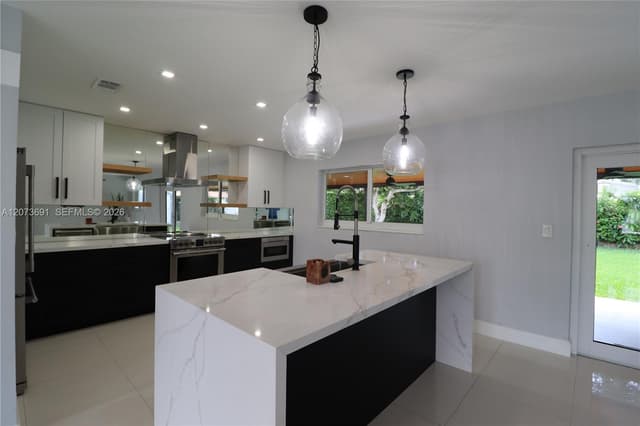 8123 SW 95th Ct, Miami FL 33173 - Miami, FL - Photo 3