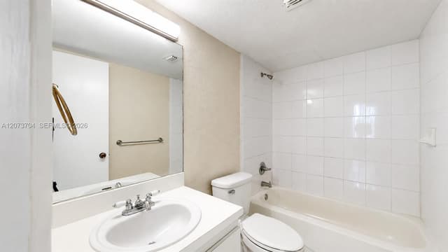 9360 Fontainebleau Blvd # 510, Miami FL 33172 - Miami, FL - Photo 7