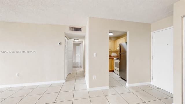 9360 Fontainebleau Blvd # 510, Miami FL 33172 - Miami, FL - Photo 3